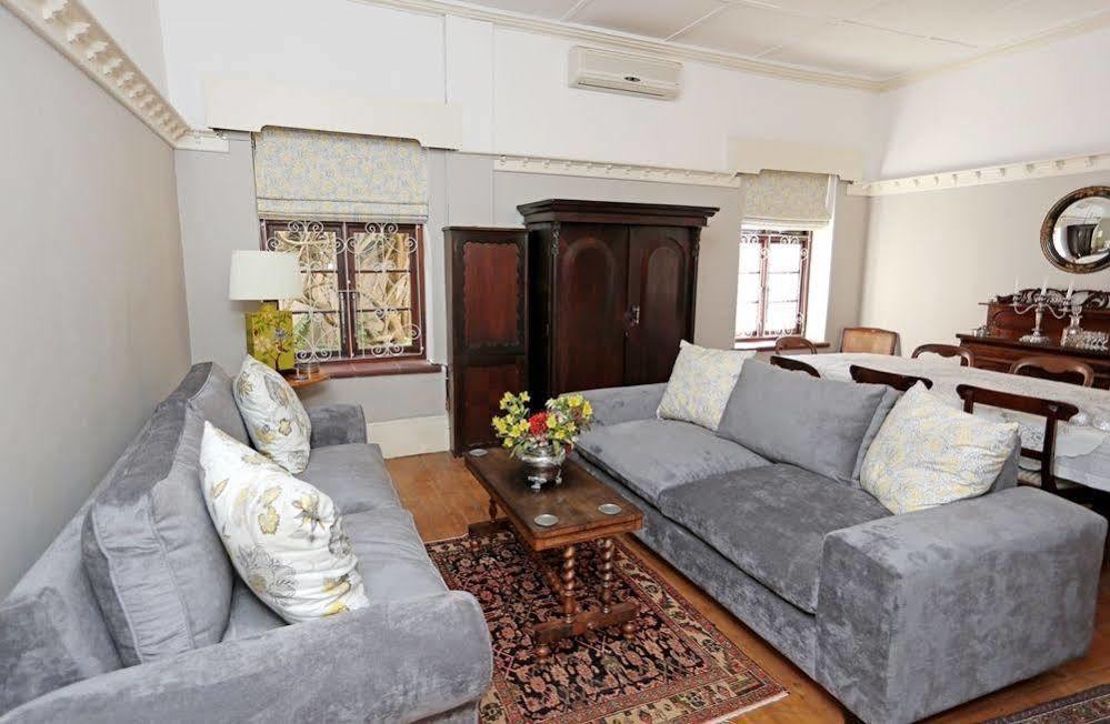 Newington Place Port Elizabeth Exterior photo